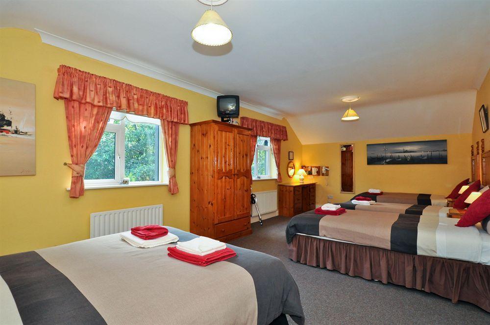Augusta Lodge Guesthouse Westport Eksteriør bilde