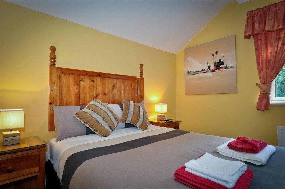 Augusta Lodge Guesthouse Westport Eksteriør bilde