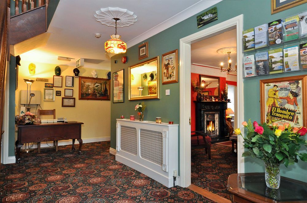 Augusta Lodge Guesthouse Westport Eksteriør bilde