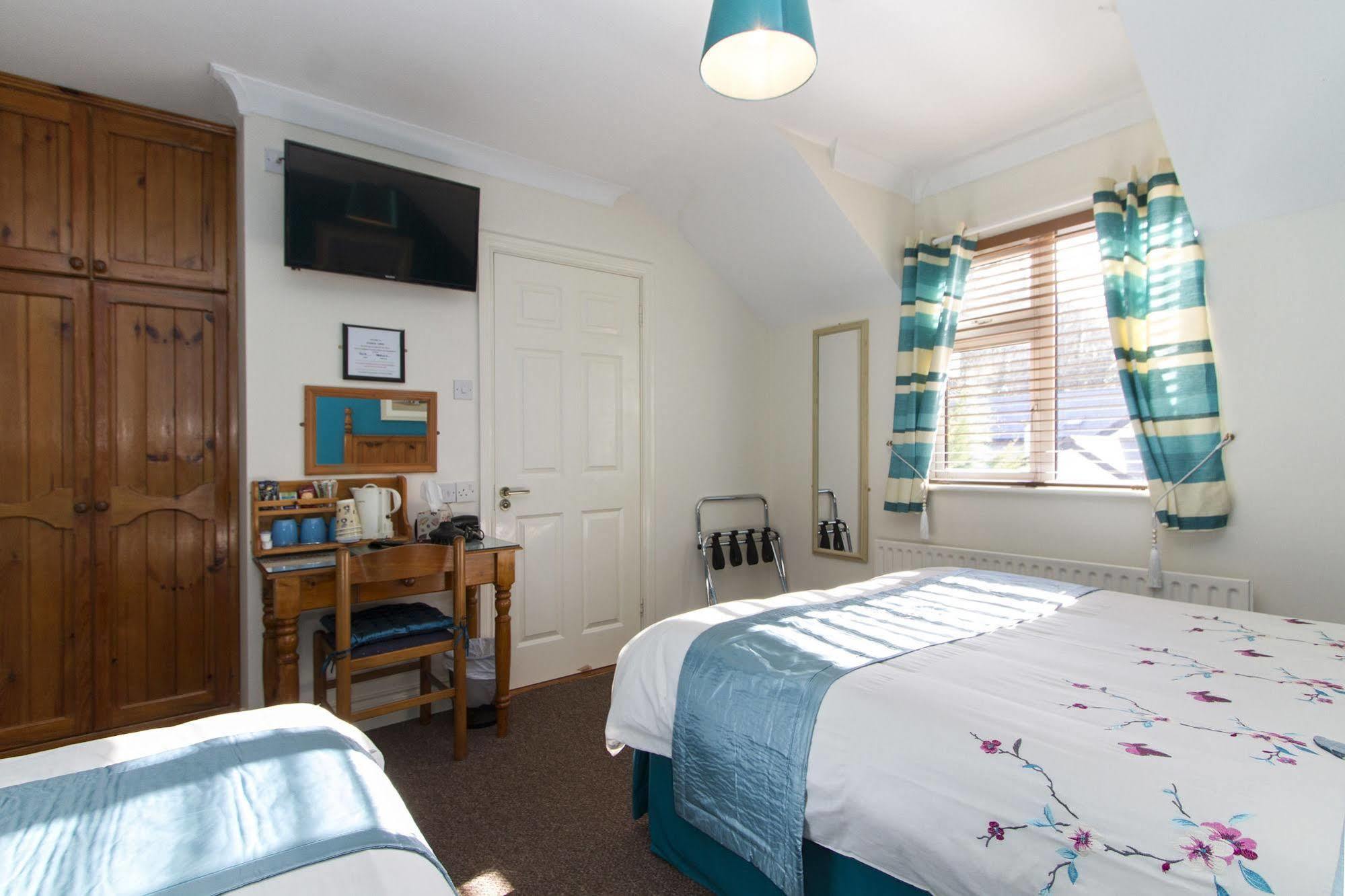 Augusta Lodge Guesthouse Westport Eksteriør bilde