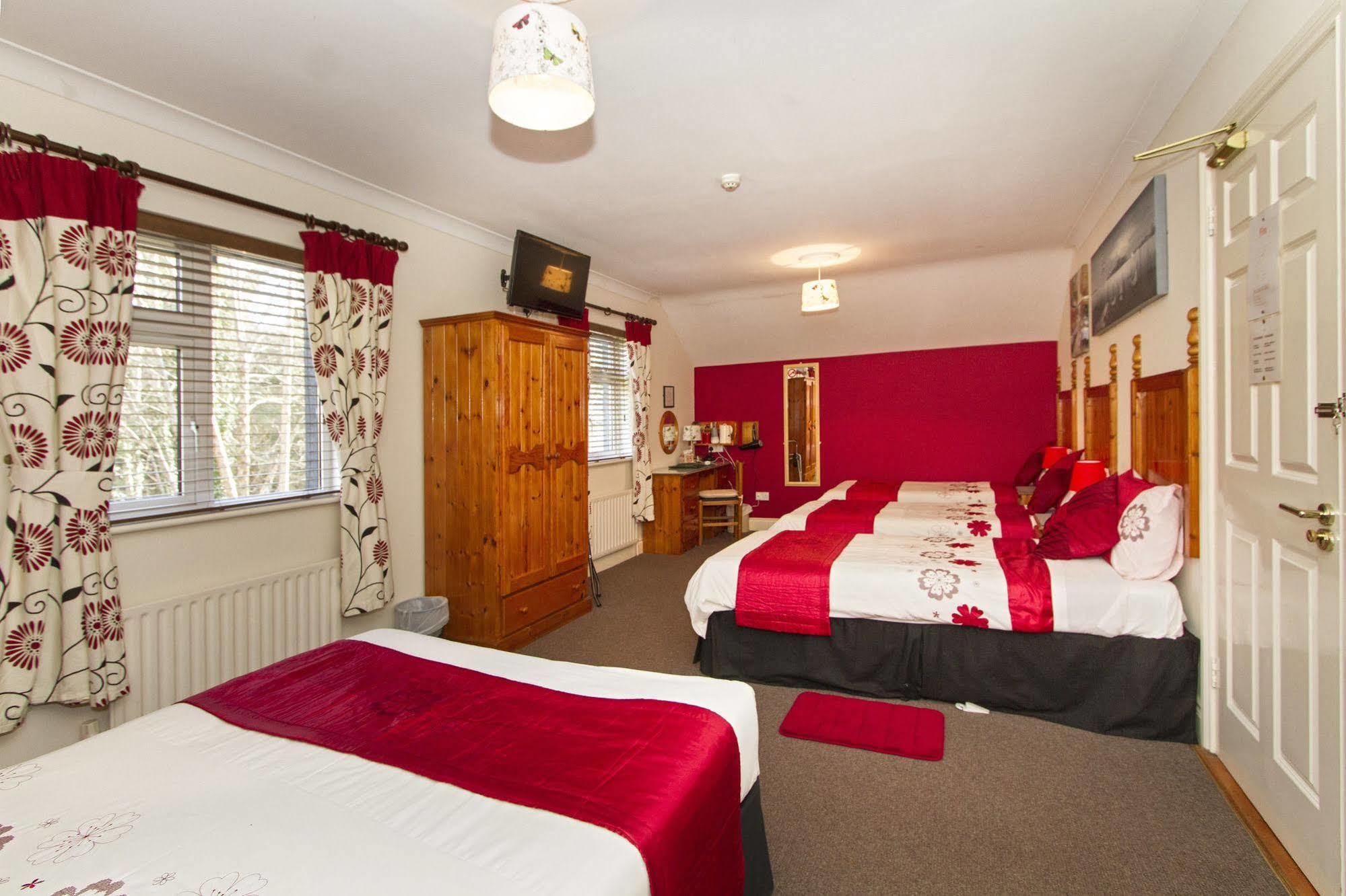 Augusta Lodge Guesthouse Westport Eksteriør bilde
